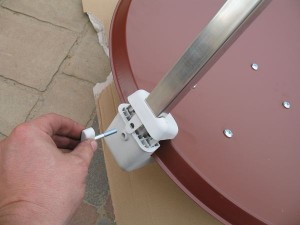 Montaż wysięgnika anteny