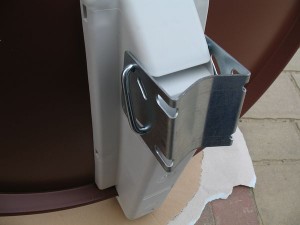 Tylny uchwyt mocujący antenę